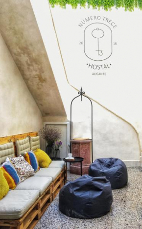 Hostel Numero Trece - FREE towels, coffee beans and remote check-in!